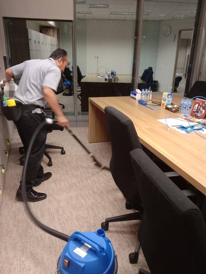 Cleaning Service — OJK Pusat